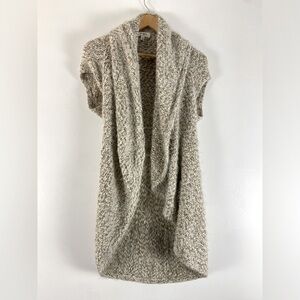 Umgee super soft women’s medium/large cardigan.